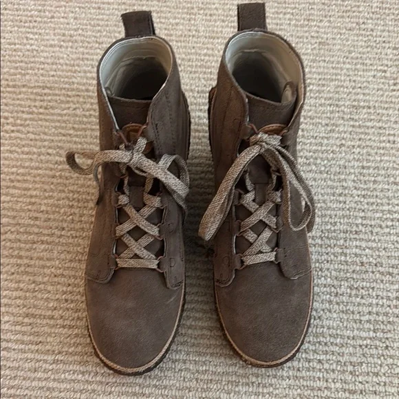 Merrell Brown Wedge Ankle Boots with Suede Upper - Picture 3 of 8